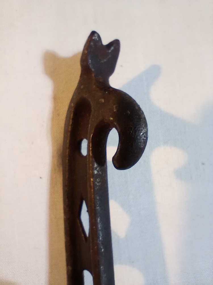 Antique vintage Excelsior carpet Hammer Multi-purpose Tool