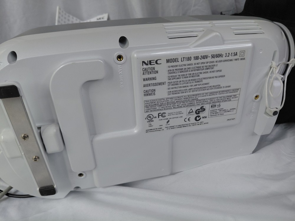 NEC LT 180 Projector