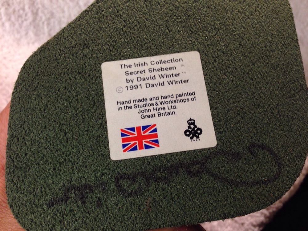 David Winter Secret Shebeen SIGNED