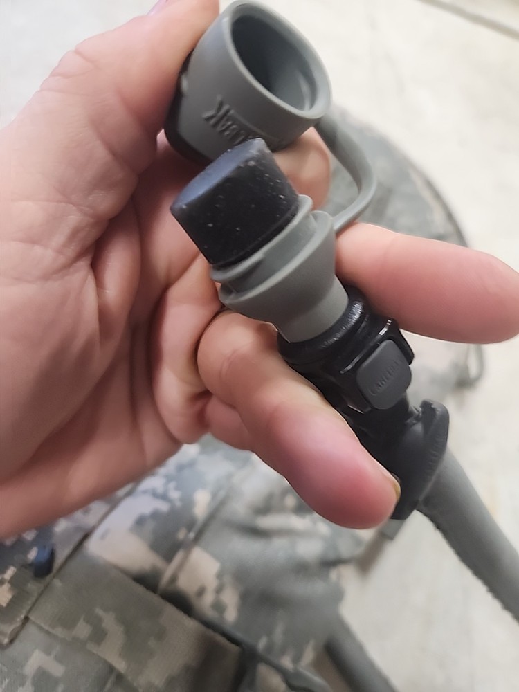 Camelbak Maximum Gear Hydration Pack Digital Camo No Backpack Straps Read