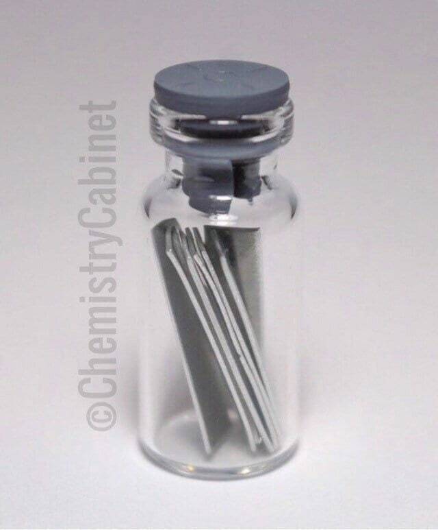 Zinc metal 99.99% pure strips/electrode element 30 zn chemistry sample