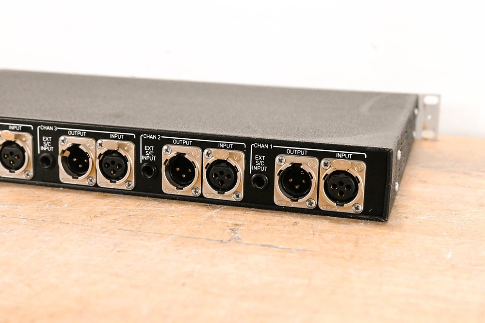 Klark Teknik DN504 Quad Compressor Limiter CG01XVU