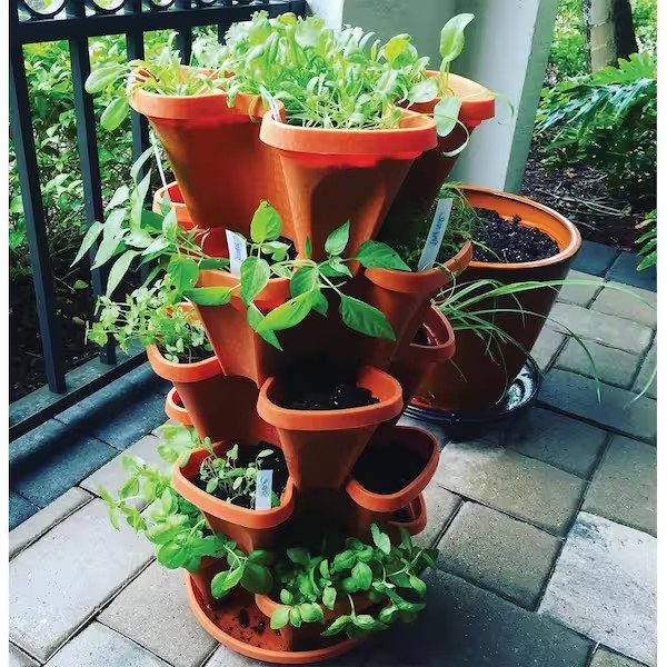 Mr. Stacky Vertical Planter Terracotta Plastic Stackable Self-Watering (5-Pack)