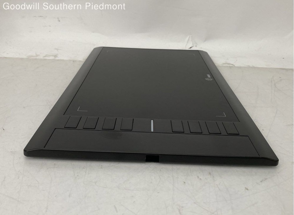 UGEE ZYM708N Wired Digital Graphics Drawing Tablet & pen - Tested
