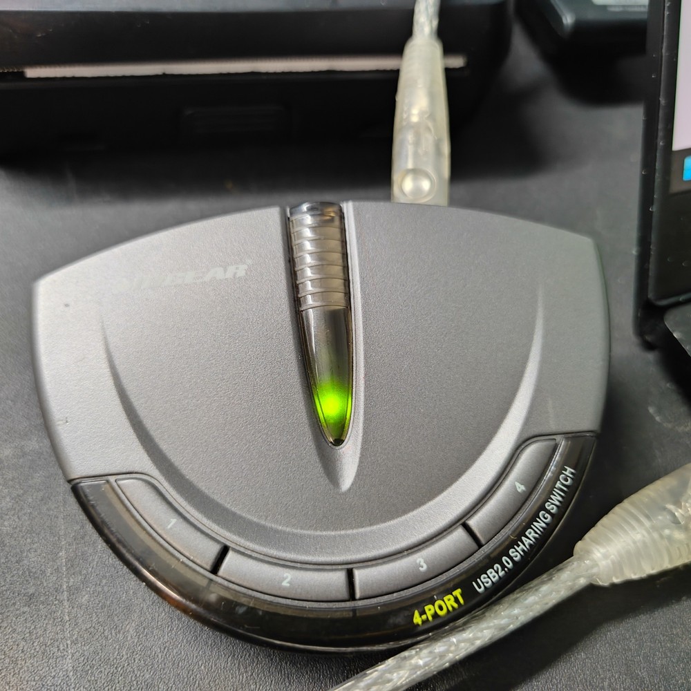 IOGEAR GUB431 4-Port USB 2.0 Automatic Printer Switch