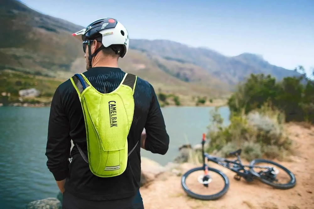 Camelbak HydroBak 50 oz Biker Hydration Pack Black / Graphite