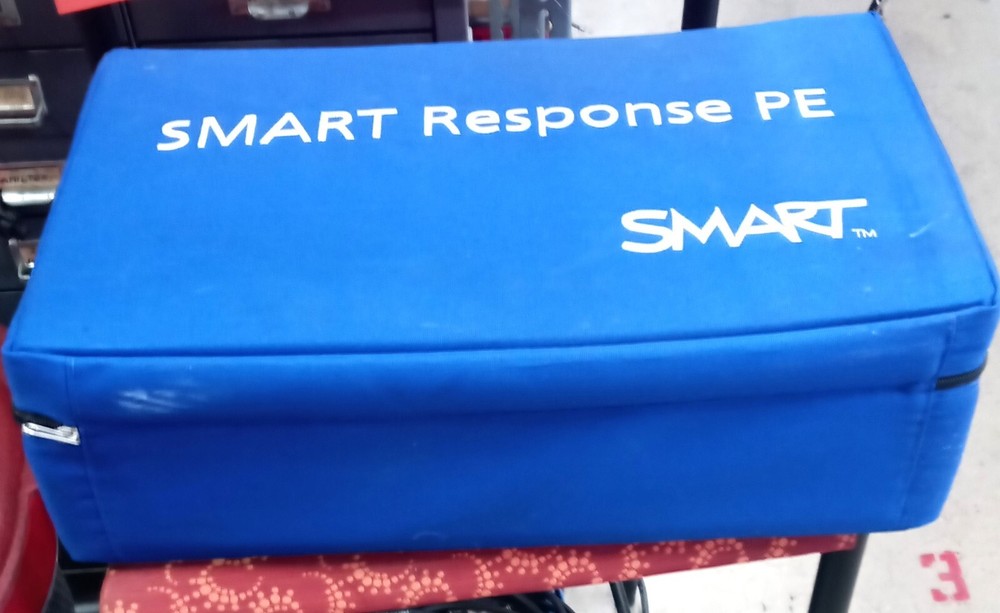 SMART Response PE - 24 Remotes in Case - Clean