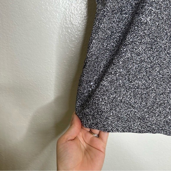 Lululemon Black White Speckle Running Short S