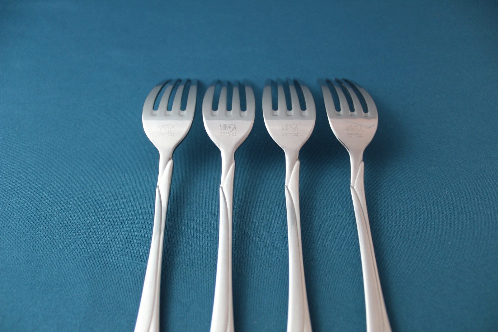 4 Dinner Forks Mikasa Gerald Patrick SWEET PEA Korea 18/8 Stainless 8"