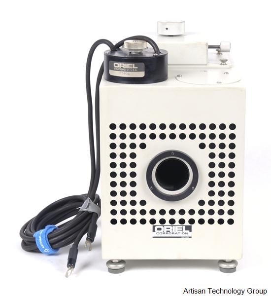 Oriel 7345 Light Source