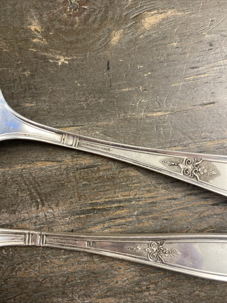 6 - 1847 Rogers Bros Silverplate AMBASSADOR Spup Spoons See Pictures 2 Blemished