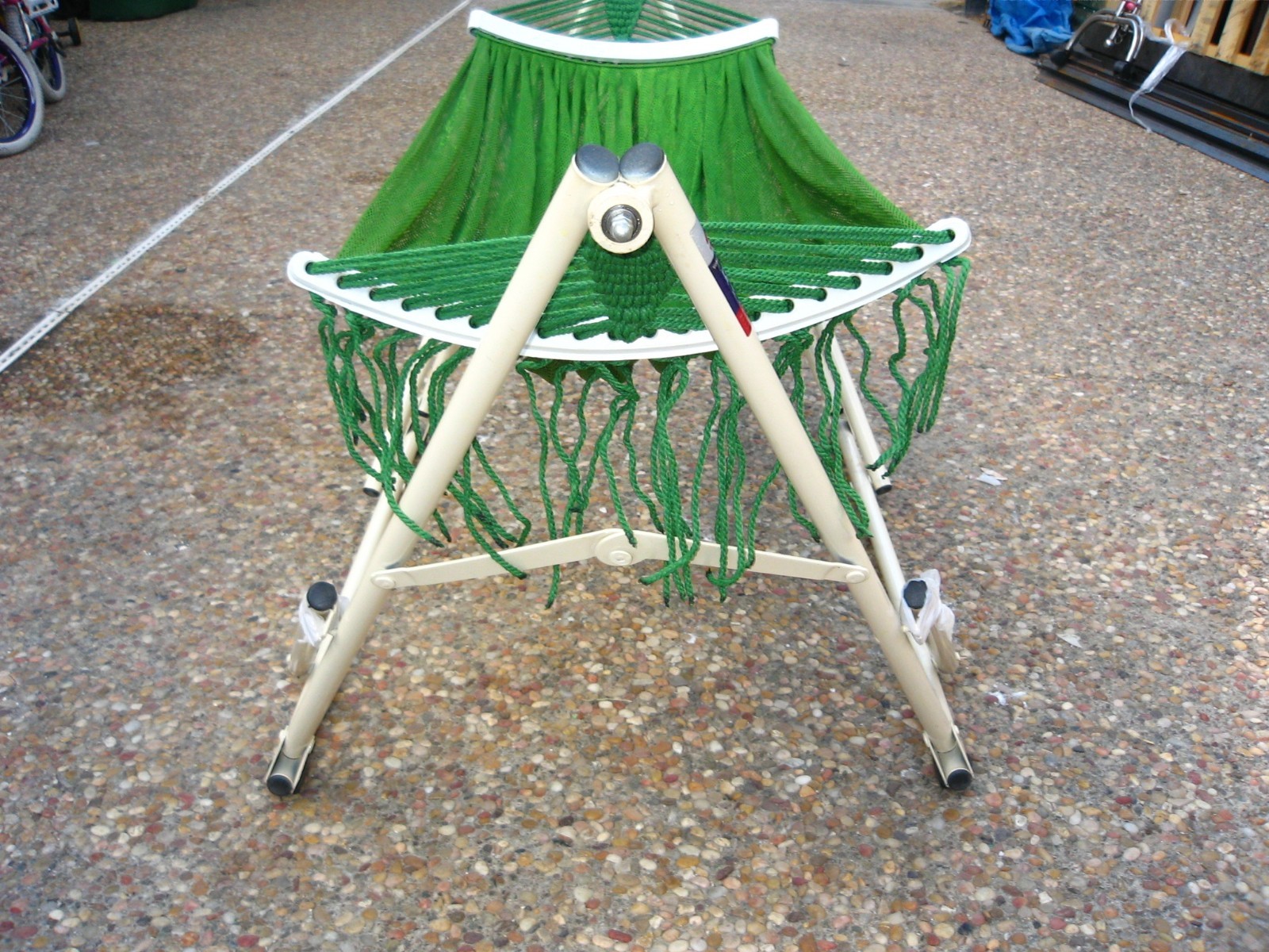 Indoor/outdoor kid's Hammock Swing Bed with Heavy Duty Adjustable Metal frame