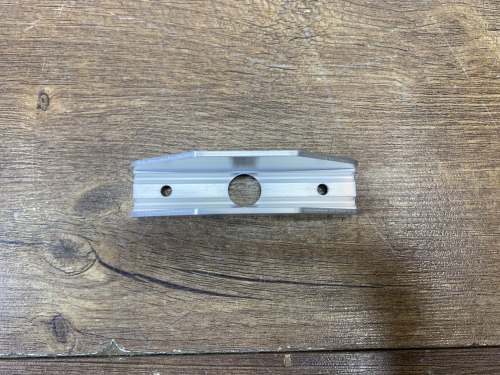 Trucklite 4 inch Rectangular LED Light Mounting Bracket 35720 NEW