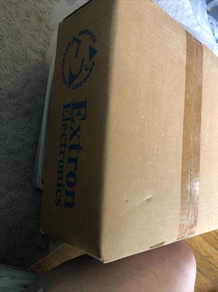 New Extron RGB 190FV Universal Computer-Video Interface With Power Supply