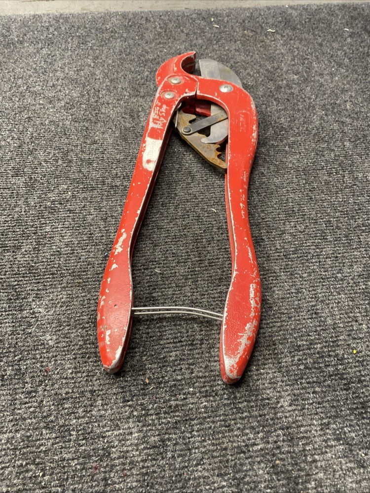 Used MCC 2" Ratchet Shears