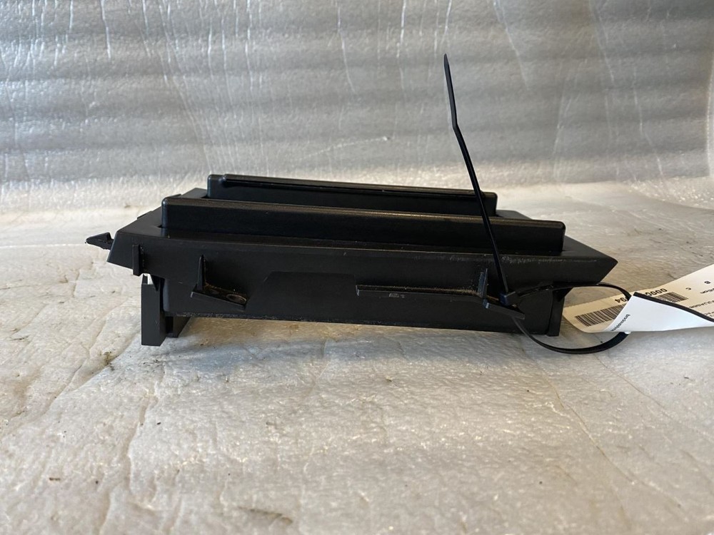 TL 2002 Console Rear 86253