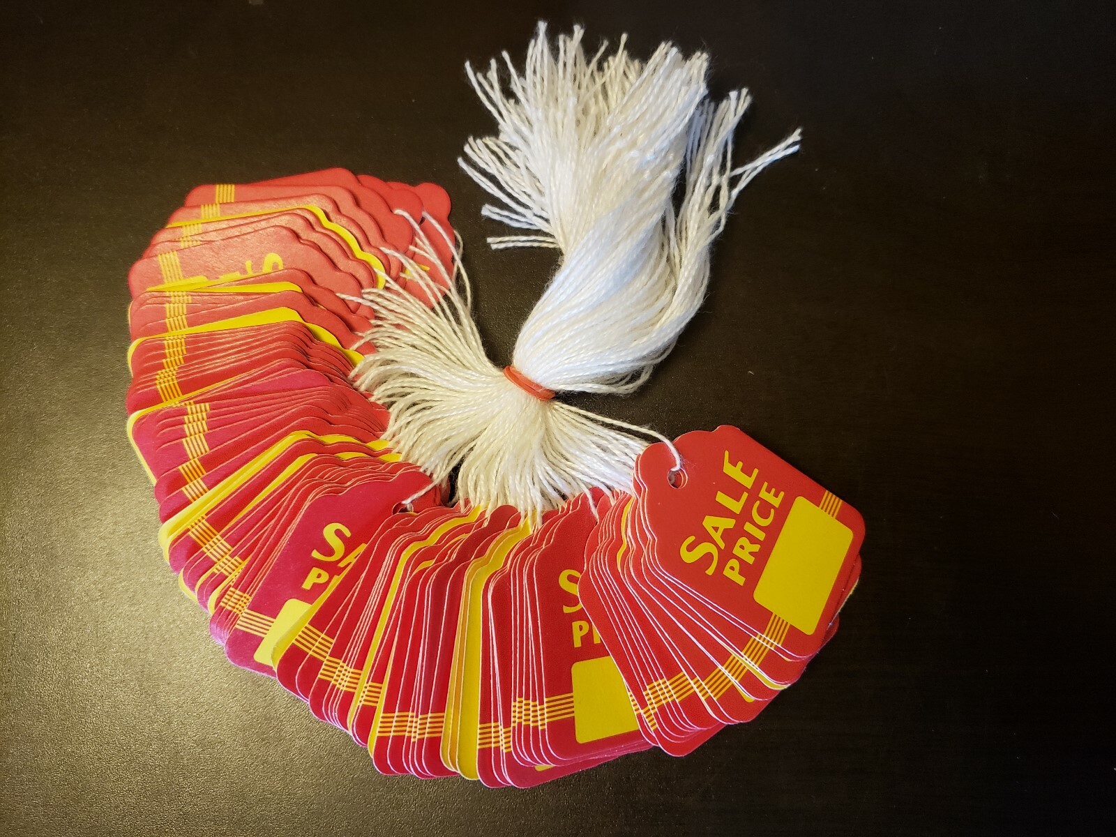 100 Sale Price Red Yellow Tags With String Merchandise Garment Hang Coupon