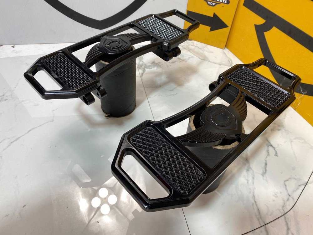 Covingtons Customs Harley Billet Diamondback Floorboards Black Touring Models