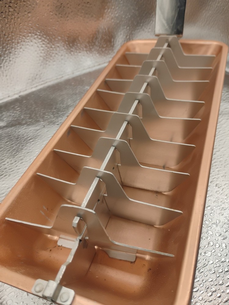 Vintage Aluminum Ice Cube Tray With Quick-Release Handle