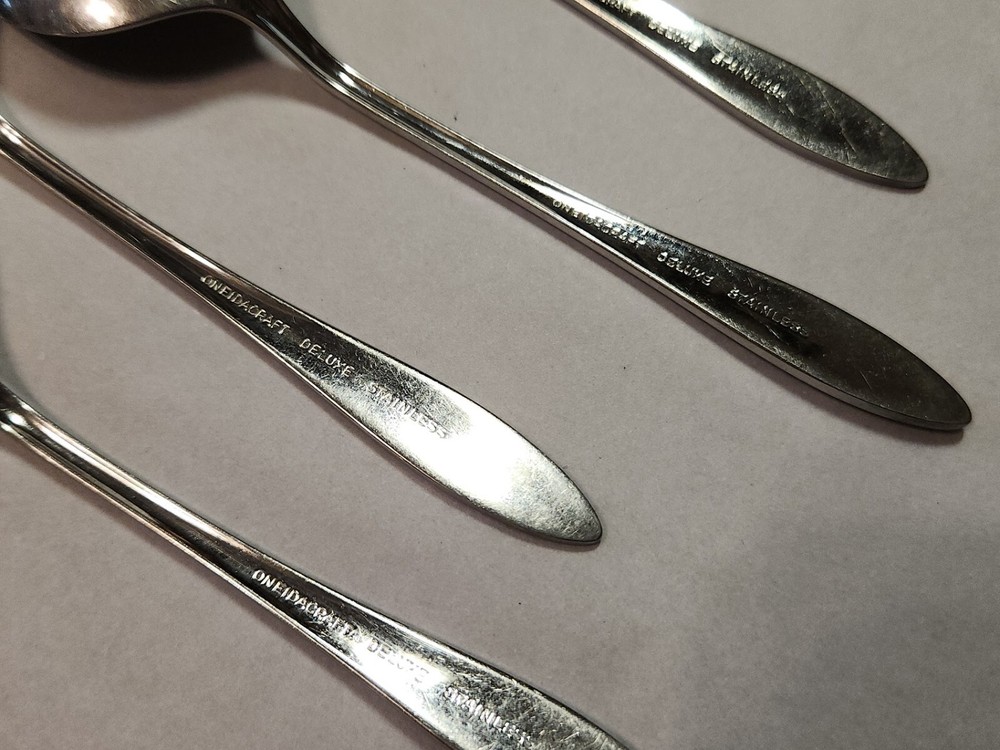 Oneida EMBER GLOW Oneidacraft Deluxe 10 Piece Stainless Flatware Serving Fork