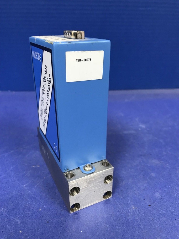 Millipore Tylan 2979M MFC Mass Flow Controller CH3F, 100 SCCM, Block Mount