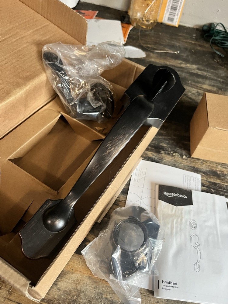 Amazon Basics Front Door Lock Set Handleset with Shelby Lever Single Cylinder