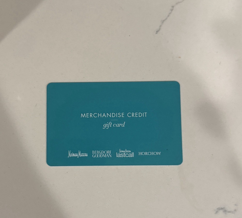 neiman marcus gift card $585