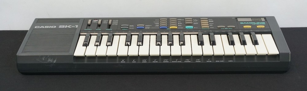 Casio SK-1 Portable Sampling Keyboard Vintage Lofi Polyphonic Sampler