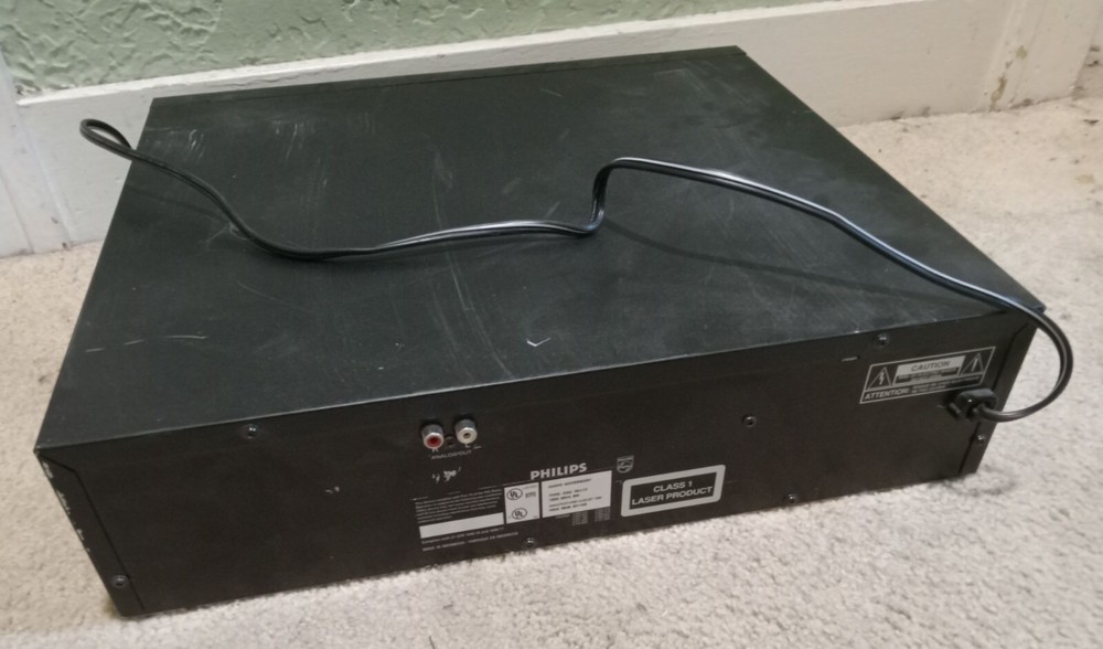 Philips CDC 751 Compact Disc Carousel Changer - No Remote or Cables