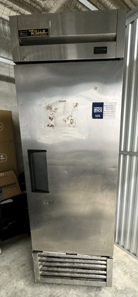 True Model T-23f-hc Standing Freezer