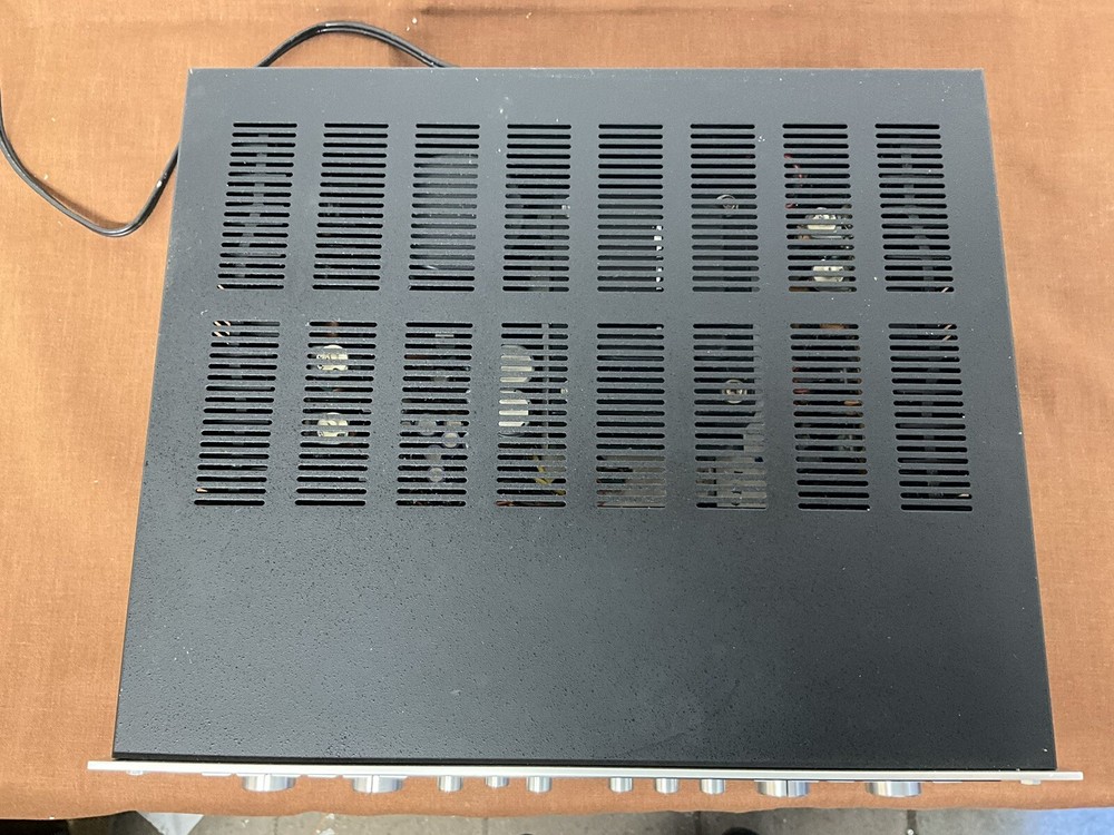 Marantz 1150D Console Stereo Amplifier