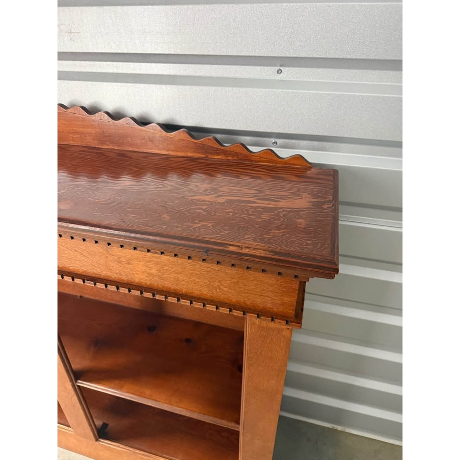 Antique Oak Open Bookcase with Scalloped Gallery Top