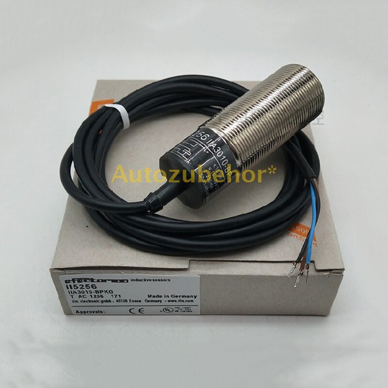 1Pc. New II5256 Proximity Switch IIA3010-BPKG