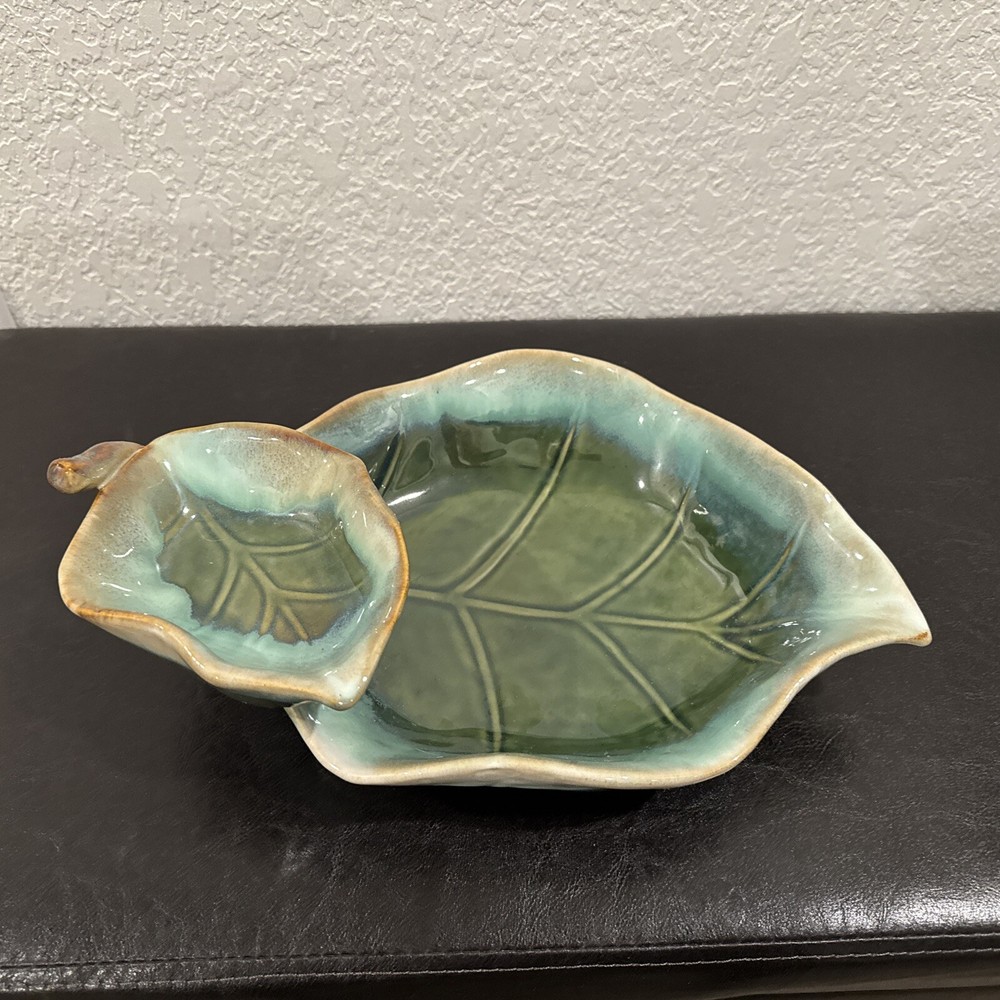 leaf shaped chip and dip platter