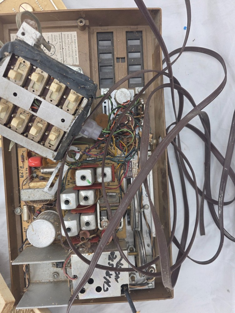 NuTone 2090 Untested Vtg Solid State Home Intercom Music AM FM Radio System