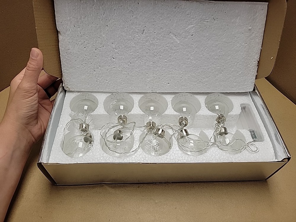 Winter Magic LED String Lights Clear Balls W/ Snowflakes 10 Bulbs