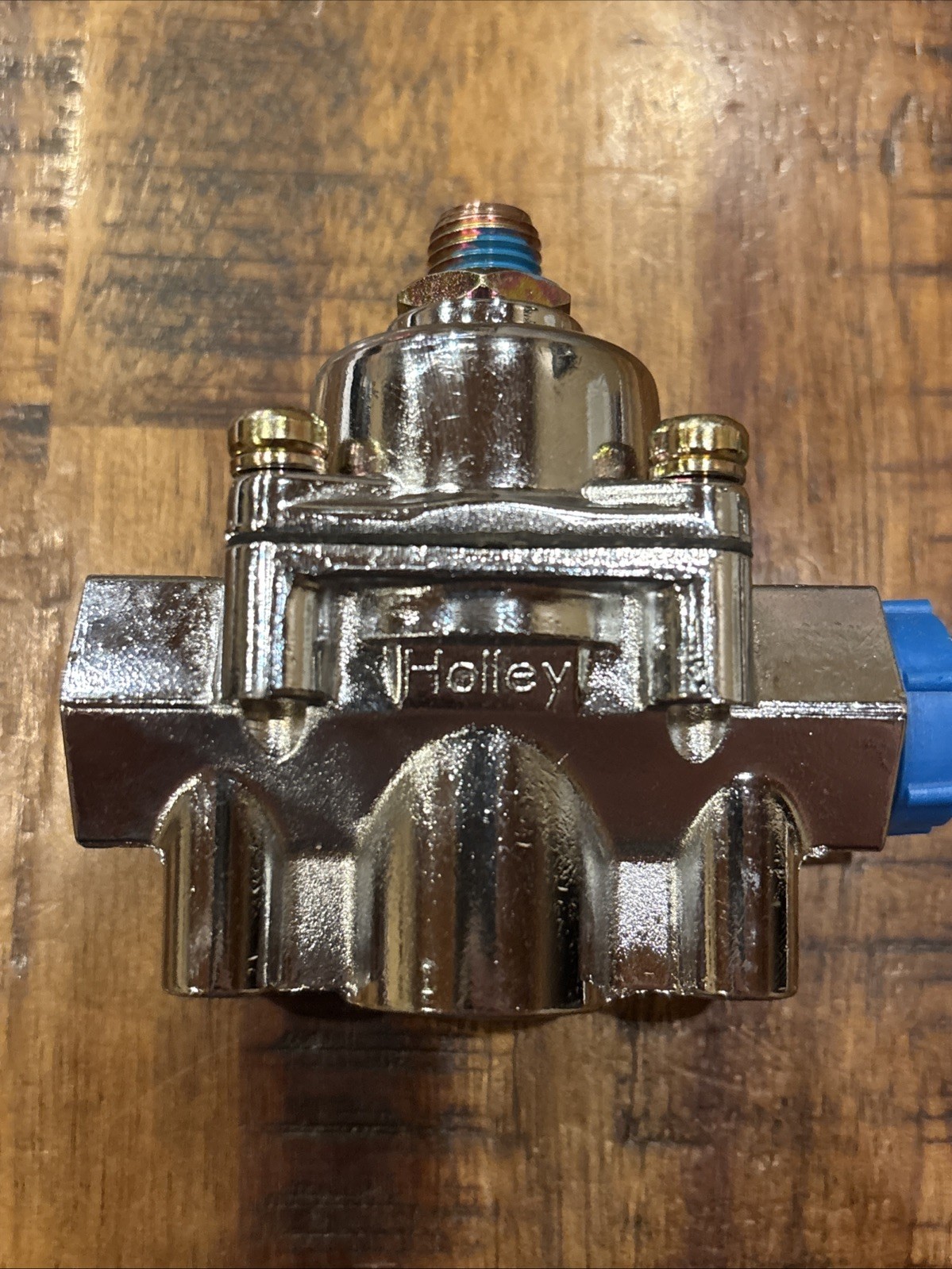 Holley Fuel Pressure Regulator 4-9psi Comes With A Bracket But NO SCREWS New