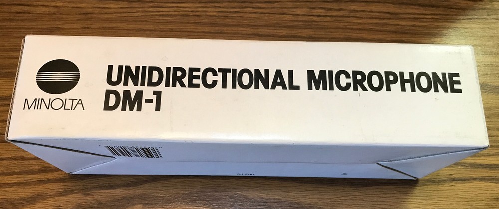 Minolta DM-1 Unidirectional Electret/Condenser Microphone 3.5mm Box/ Manual-Nice