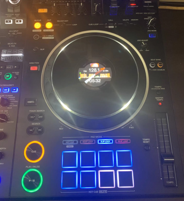 1pcs Pioneer XDJ-XZ DJ Controller