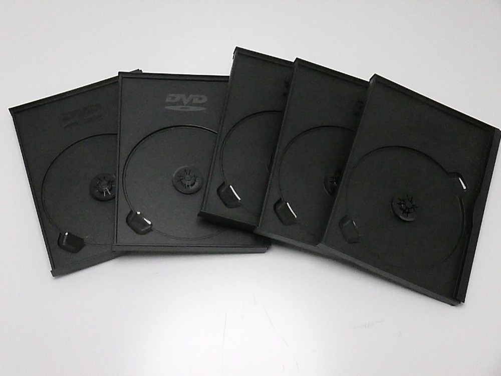 Qty (20) - DVD / Media Snap case replacement.