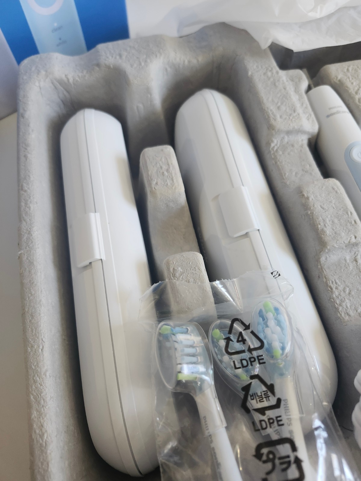 Philips Sonicare Optimal Clean Toothbrush 2 Pack Please Read