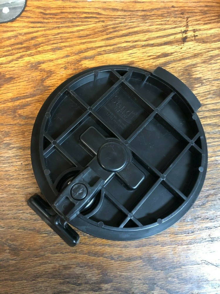 6" Round Pull Lid w/latch Only - NO Ring