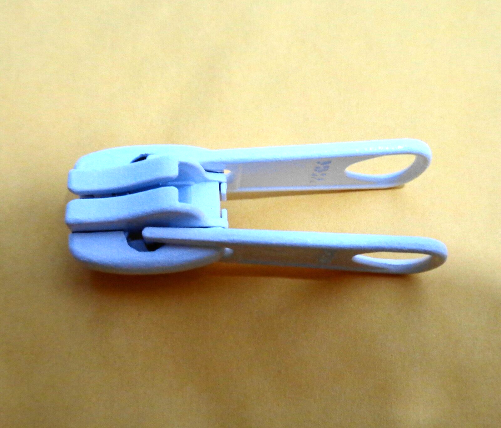 #8V White 2 Pull Reversible Slider for Vislon zipper YKK New