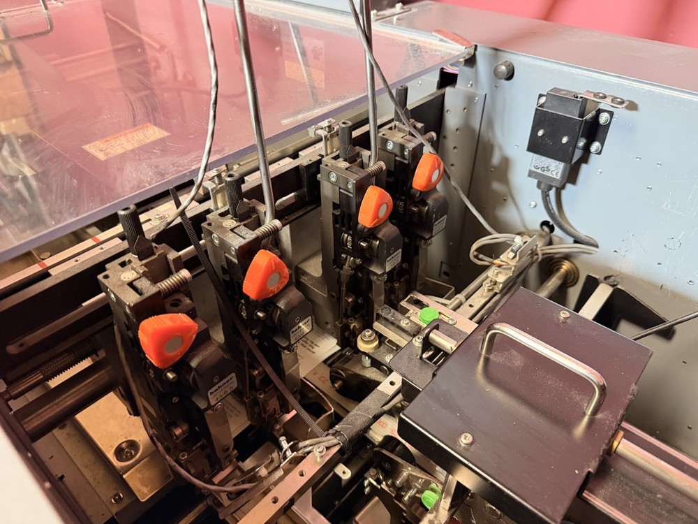 Duplo system 5000 bookletmaker