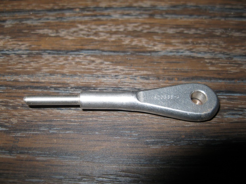 NEW MS20668-4 Eye End Fitting