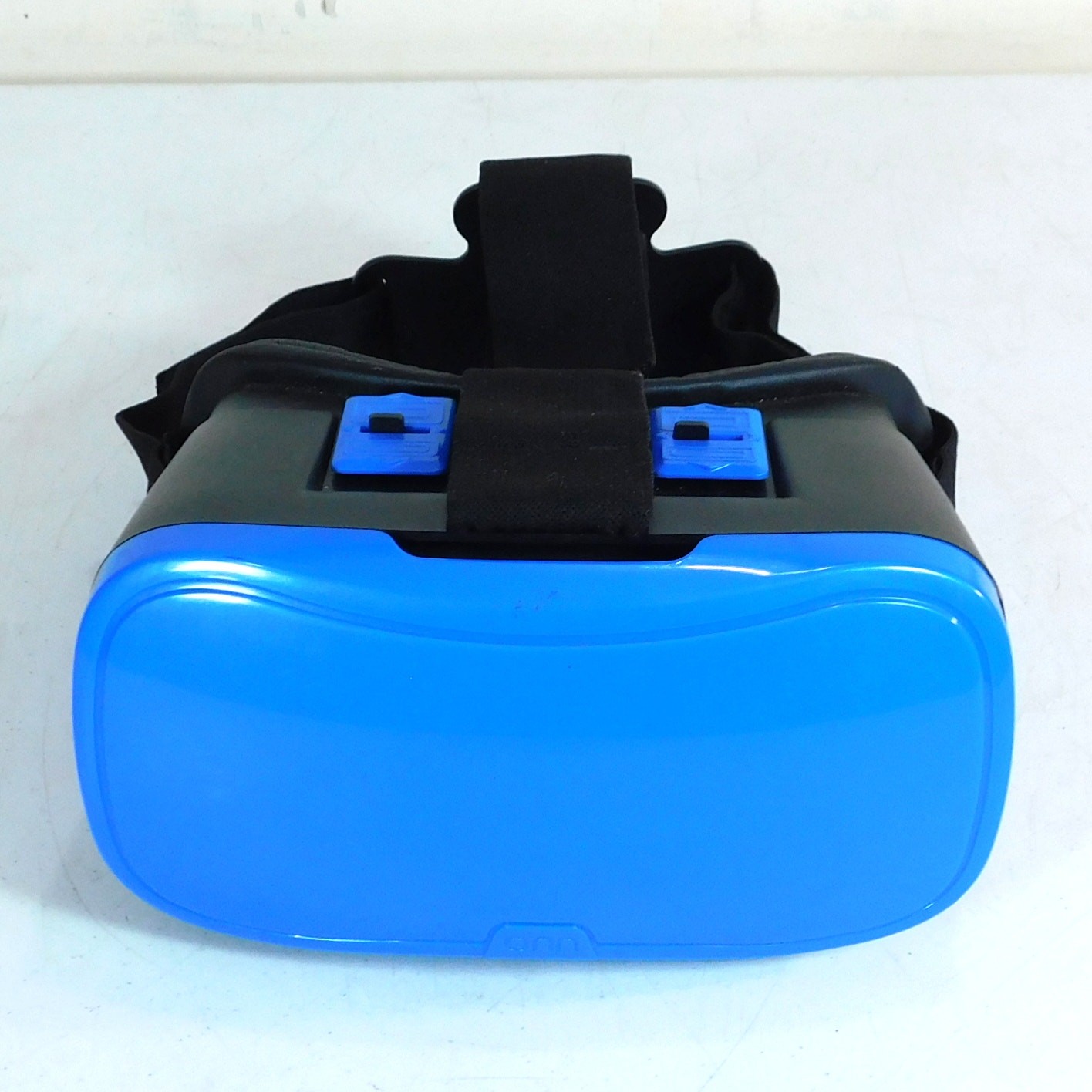Onn Virtual Reality VR Smartphone Headset Blue Black Up To 6 Inch Screen