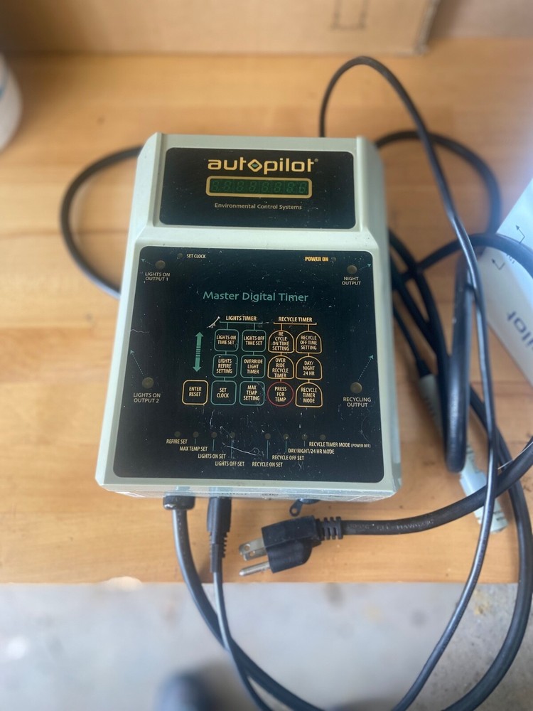 HydroFarm AutoPilot Master Digital Timer Environmental Control Garden Electronic