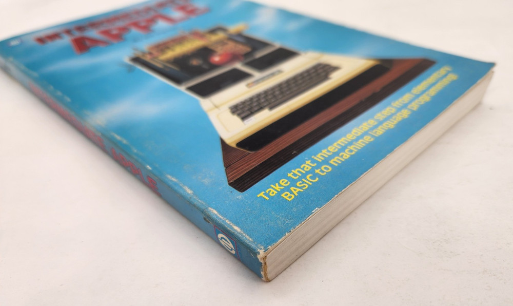 Intermediate Apple by Bill Parker 1984 for Basic Programmer Apple II Computer