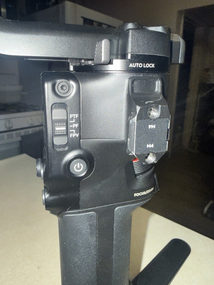 DJI RS4 Gimbal Stabilizer for Camera, Universal Compatible, Auto Lock