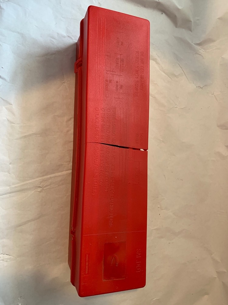 Triangle Reflector Warning Kit